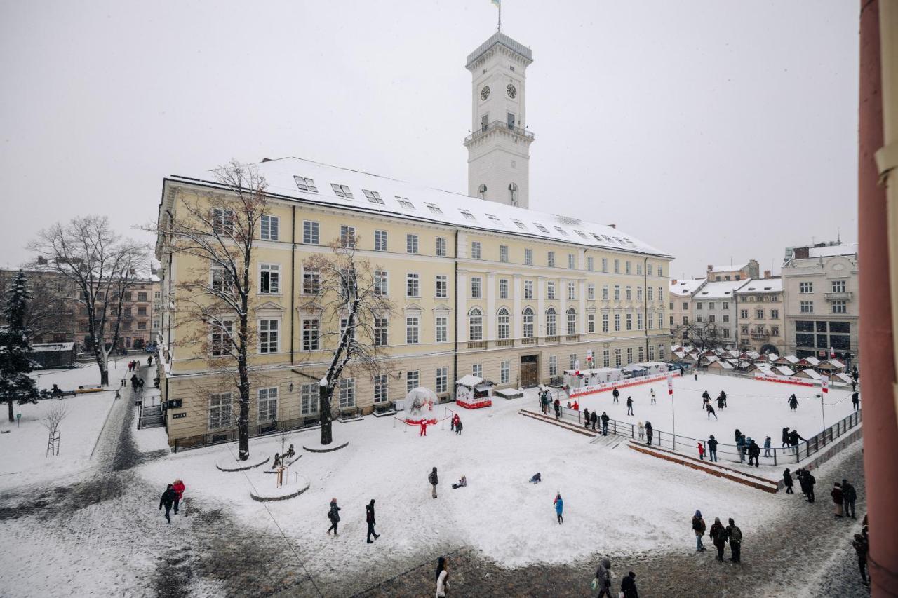 View On Rynok Square Apartments リヴィウ エクステリア 写真