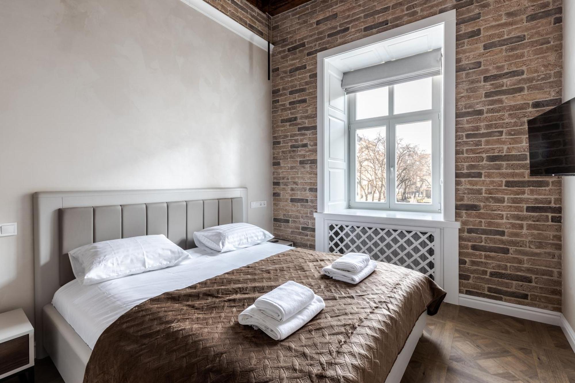 View On Rynok Square Apartments リヴィウ エクステリア 写真