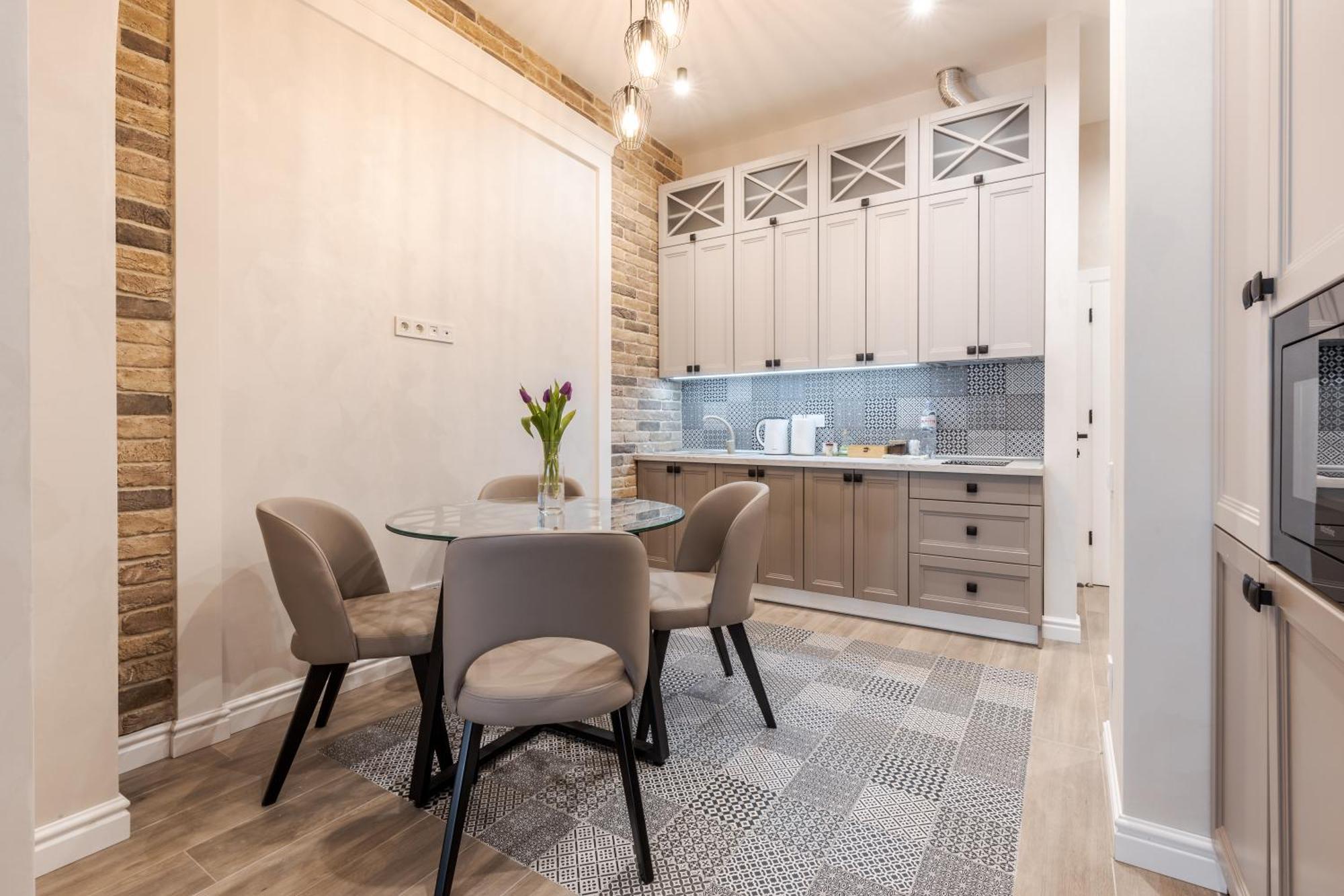 View On Rynok Square Apartments リヴィウ エクステリア 写真